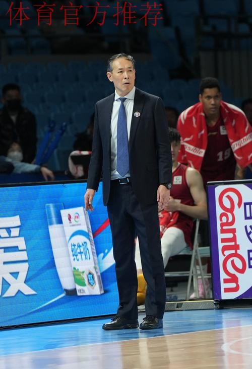 保送广东队夺冠？北京首钢队没有签约曾凡博，许利民被逼退出争冠